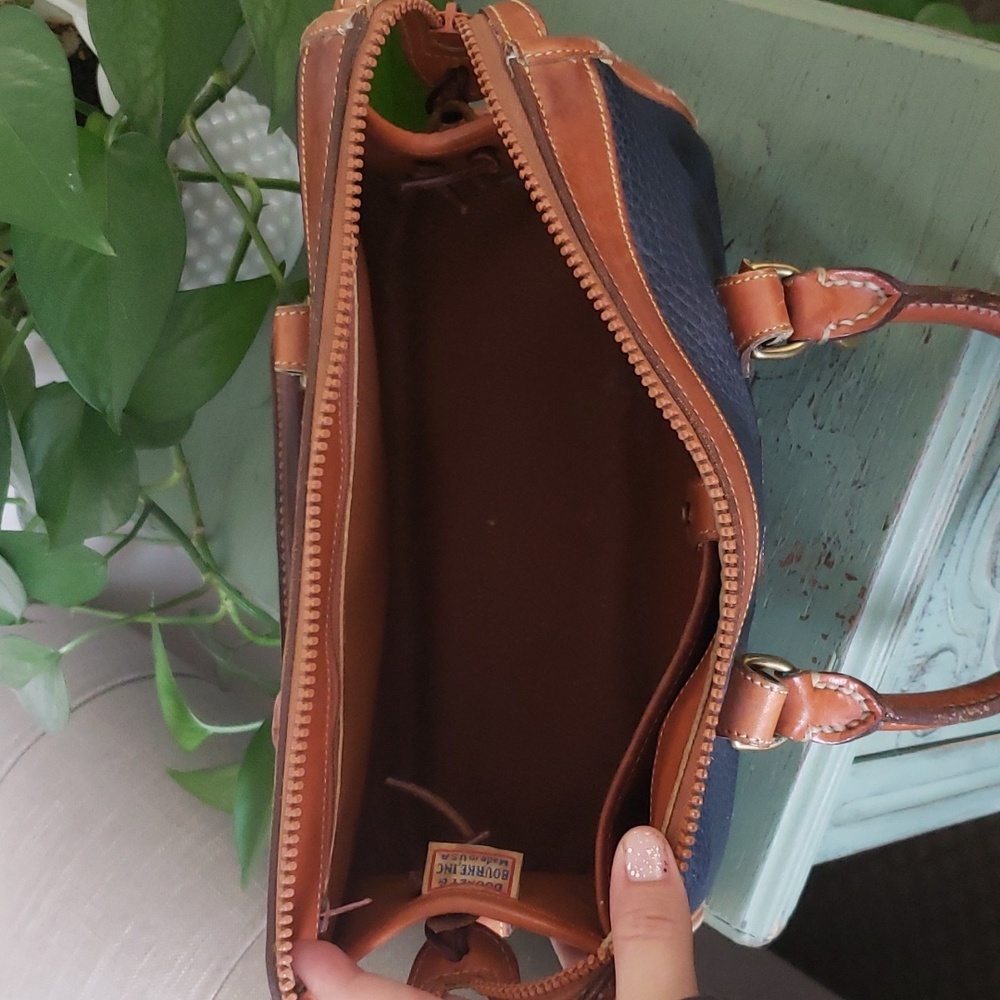 Vintage 90s Dooney Bourke Doctors Bag - Picture 9 of 13